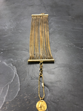 Load image into Gallery viewer, Bracelet manchette large en laiton brut, chaîne serpent ronde créateur Khara Tuki Paris
