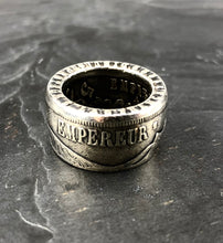 Load image into Gallery viewer, Bague Napoléon 3 en argent sur commande