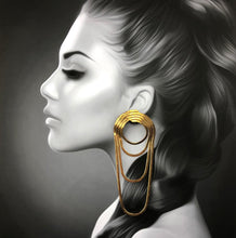 Load image into Gallery viewer, Boucle d'oreille créateur lairon brut Khara Tuki Paris