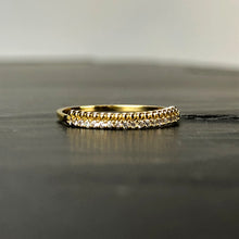 Load image into Gallery viewer, Bague en laiton doré, strass de Swarovski sur 2 rangs. Taille Unique