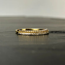 Load image into Gallery viewer, Bague en laiton doré, strass de Swarovski sur 2 rangs. Taille Unique
