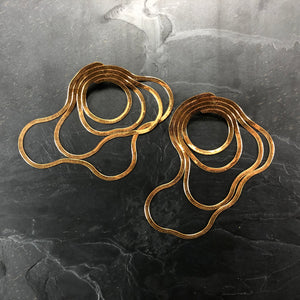 Boucles d'oreille clips BERLINGO en laiton créateur Khara Tuki Paris